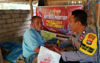 Polsek Labuapi Distribusikan Bantuan Gizi di Karang Bongkot