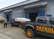 Jamin Pasar Petani, Polsek Gerung Dampingi Penjualan 11 Ton Jagung ke BULOG