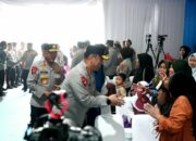 Wakapolri Berikan Santunan dan Bakti Sosial Kepada Warga Sekitar SMA Kemala Taruna Bhayangkara Bogor