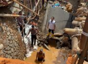 POLDA SUMUT BANGUN JEMBATAN DARURAT DI TAPTENG, PULIHKAN AKSES WARGA DAN JALINSUM